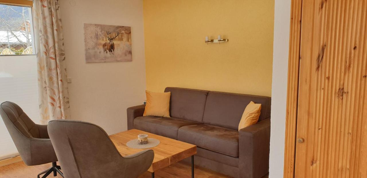 Haus Angelika Lägenhet Ehrwald Exteriör bild