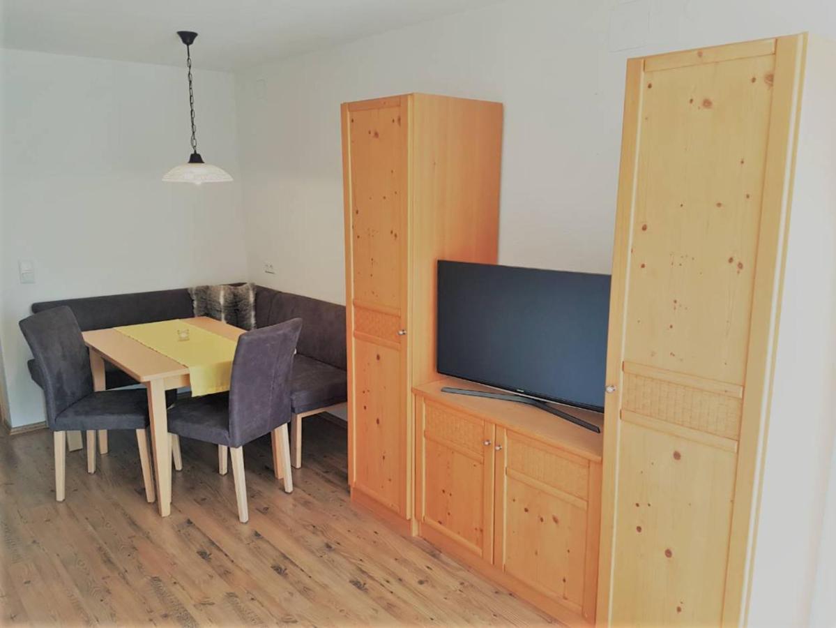 Haus Angelika Lägenhet Ehrwald Exteriör bild