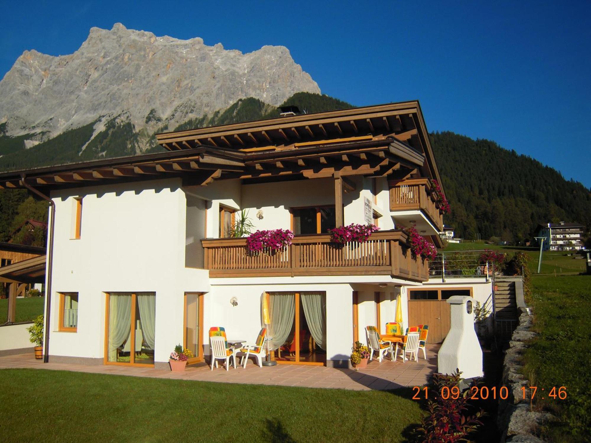 Haus Angelika Lägenhet Ehrwald Exteriör bild